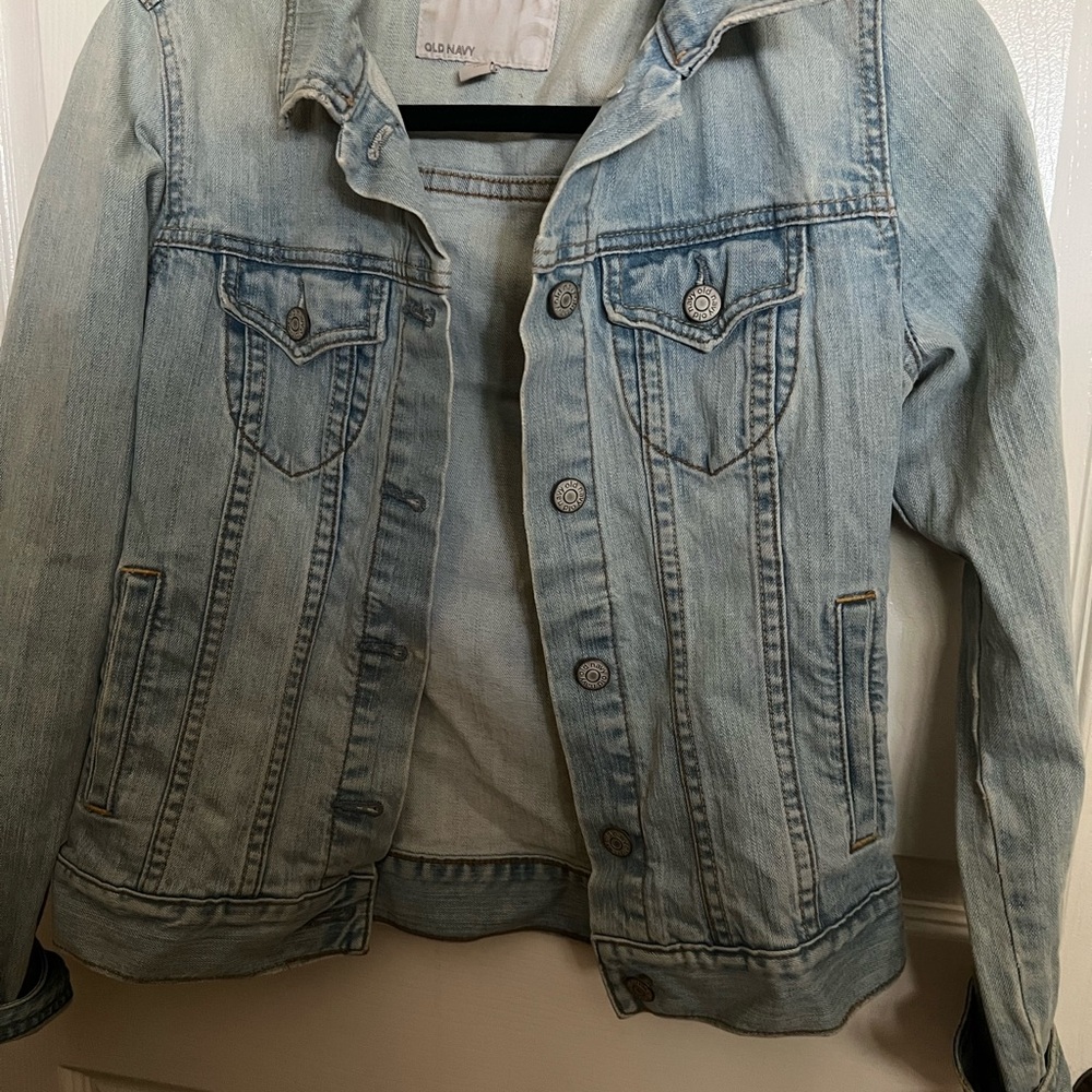 Old Navy Women's Faded Blue Jean Jacket